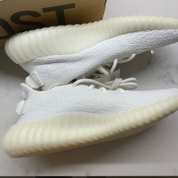 YEEZY BOOST 350 v2 white sneakers — 36.5, NWT - Picture 7 of 7